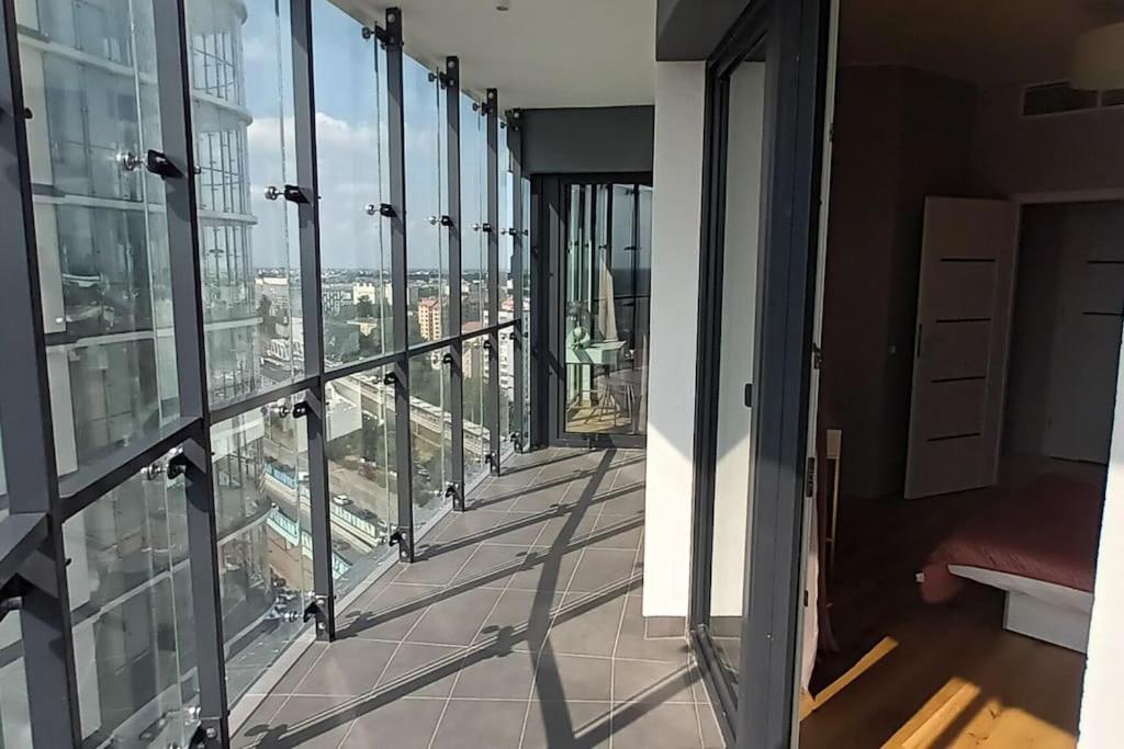 Kasprzaka 29 Wola Tower 3 Rooms, 80m2 16th Floor, Free Garage By Perfect Leilighet Warszawa