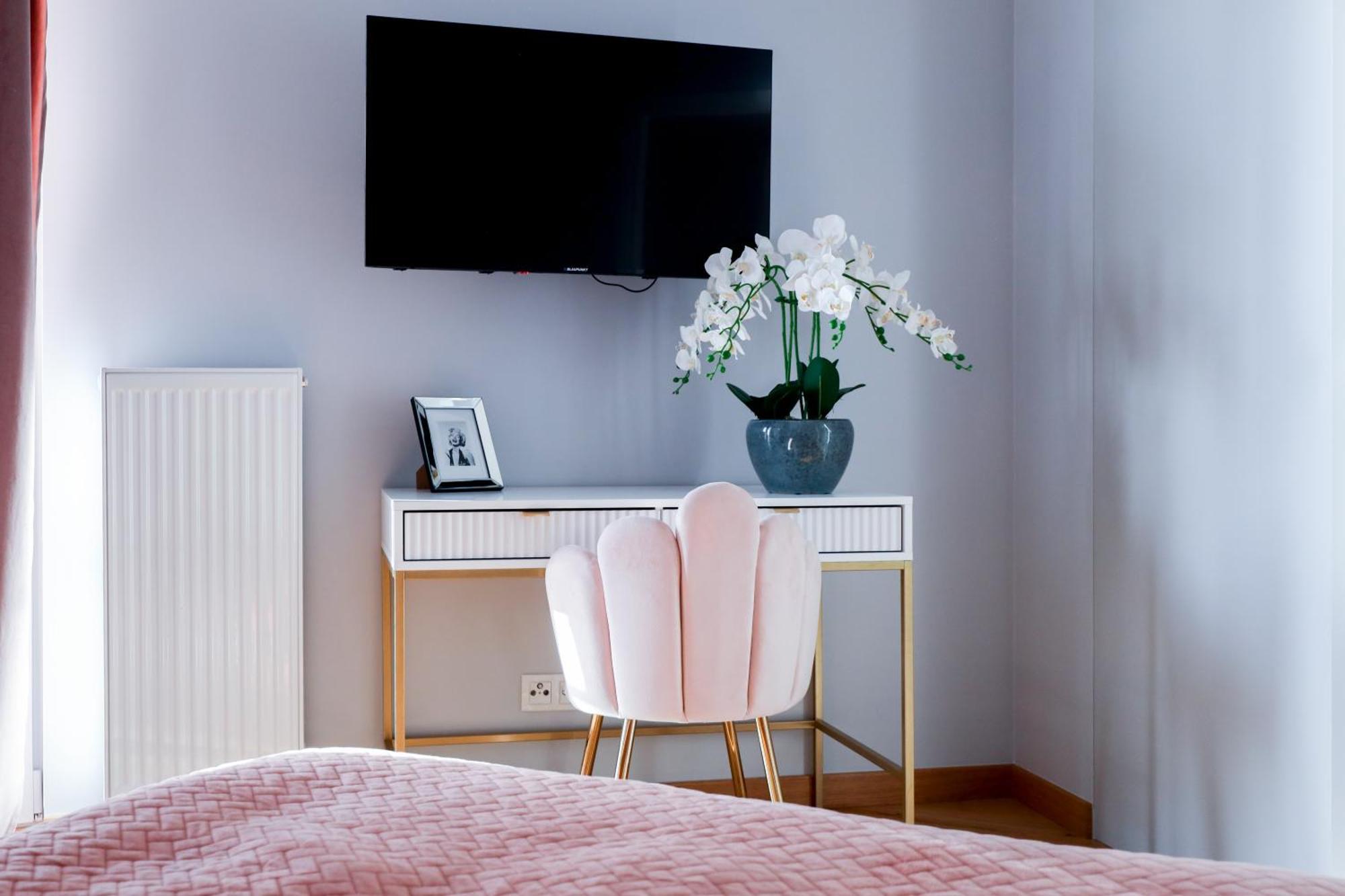 Kasprzaka 29 Wola Tower 3 Rooms, 80m2 16th Floor, Free Garage By Perfect Warszawa